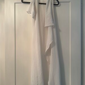 Elegant White overpiece